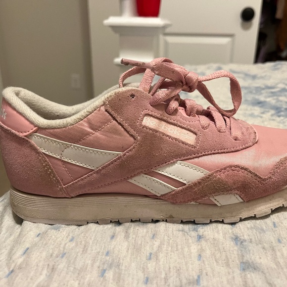 Reebok Tennis Shoes - Picture 5 of 7